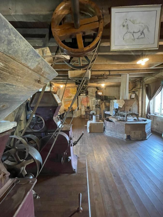 Moulin De Pras Bed and Breakfast Sigy-le-Châtel Εξωτερικό φωτογραφία