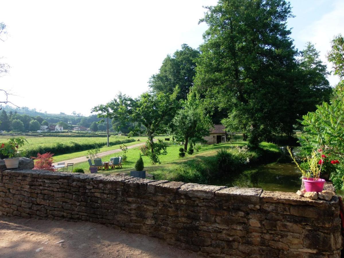 Moulin De Pras Bed and Breakfast Sigy-le-Châtel Εξωτερικό φωτογραφία